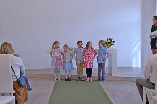 Malé pardubické občánky nově vítají i děti z mateřinek