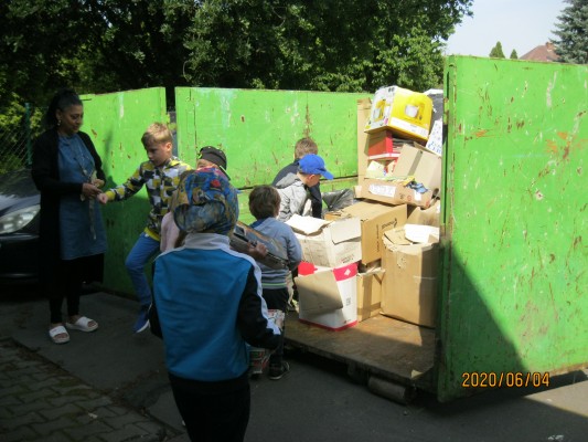 Recyklohraní aneb Ukliďme si svět