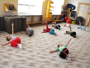 Cvičení v tělocvičně