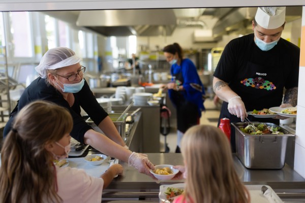Děti ze ZŠ Erno Košťála si užily den s mexickou velvyslankyní, Foto: Tomáš Kubelka