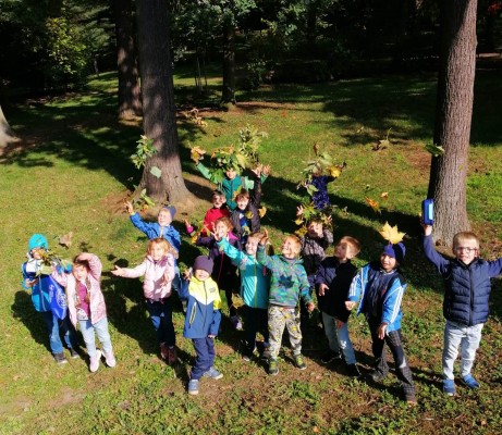 Školní družina - podzimní vycházka.